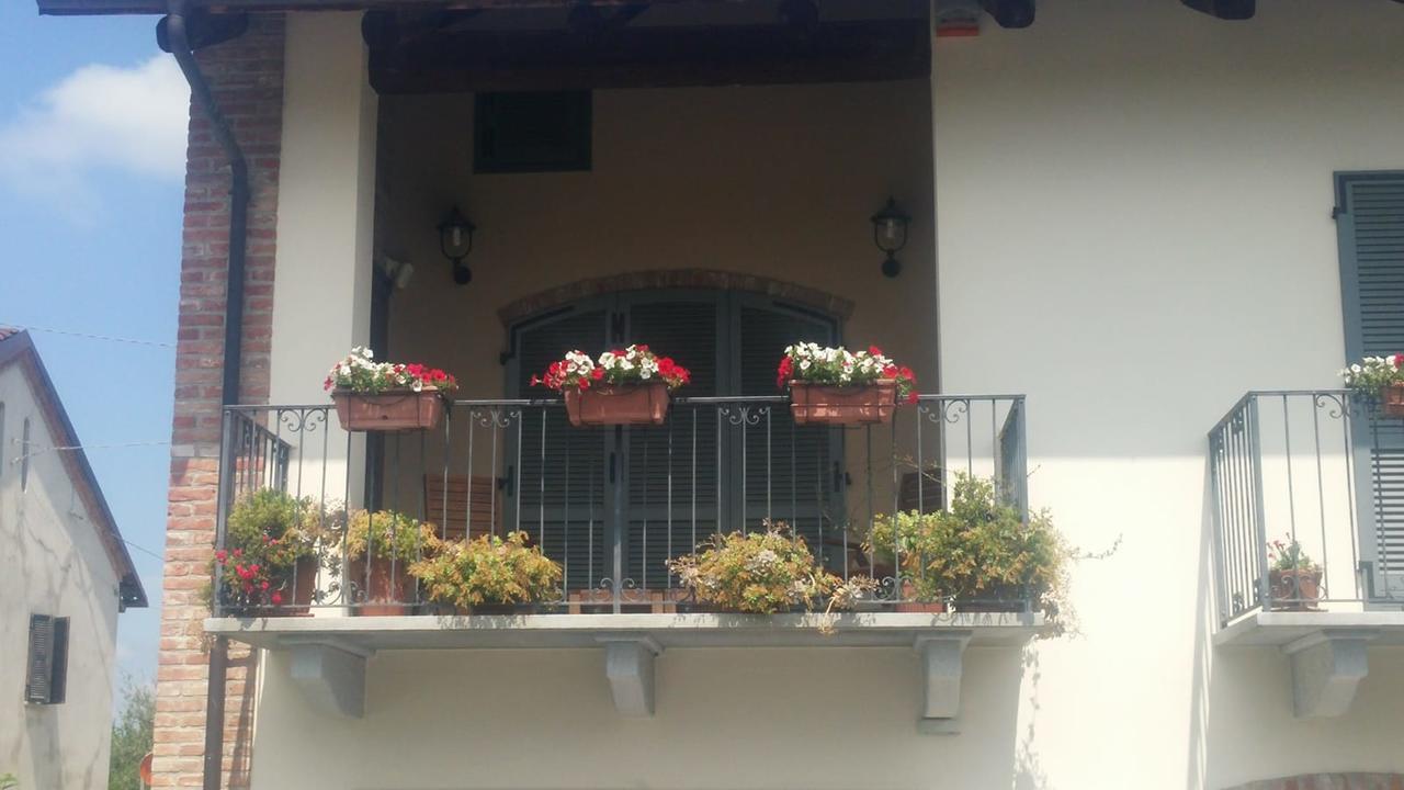 Ca D'I. Bed & Breakfast Magliano Alfieri Exterior photo