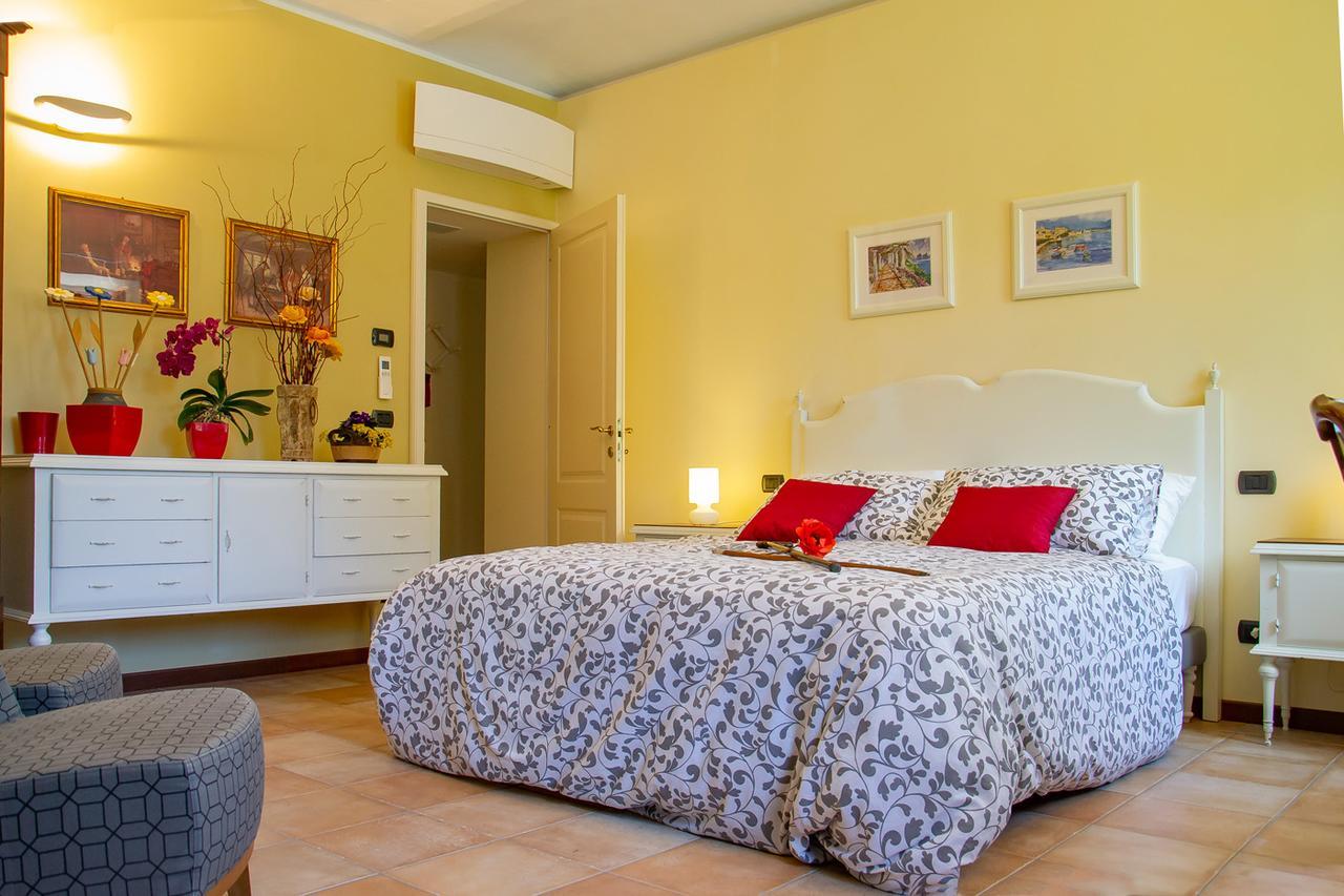 Ca D'I. Bed & Breakfast Magliano Alfieri Exterior photo